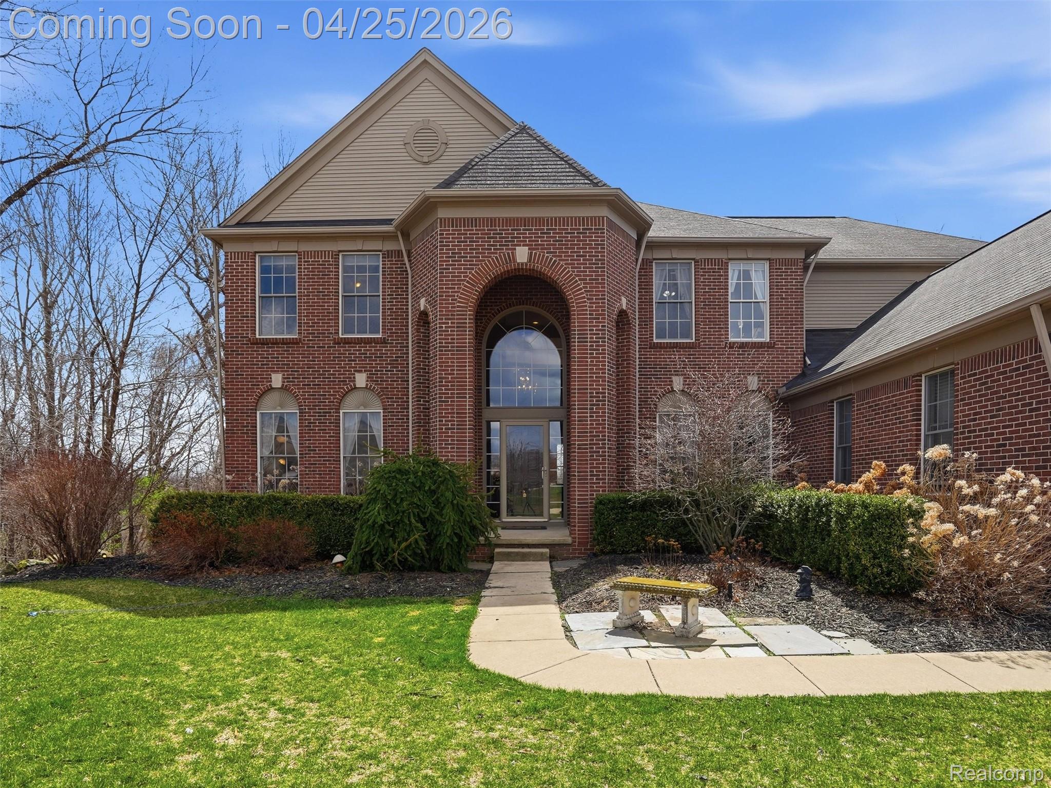 3235 Woodview Circle