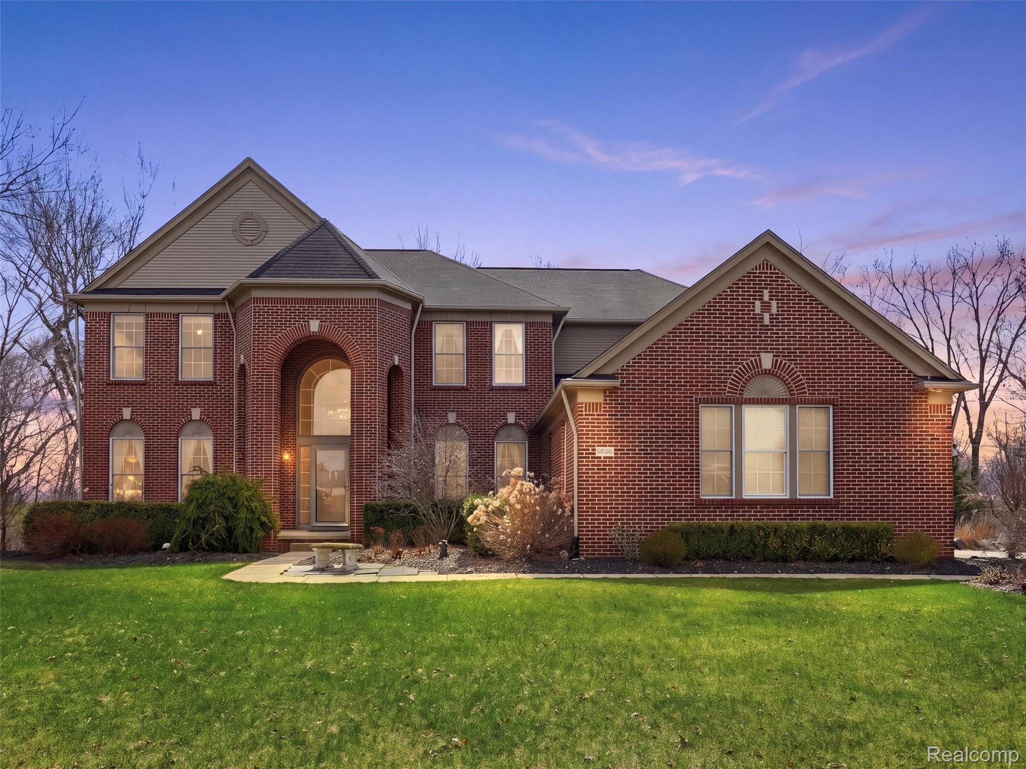 3235 Woodview Circle