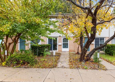 3609 Kenbrooke Court Kalamazoo City MI 49006