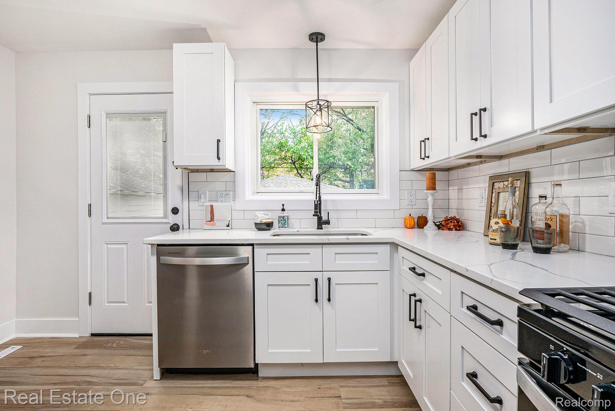 4558 Universal Street