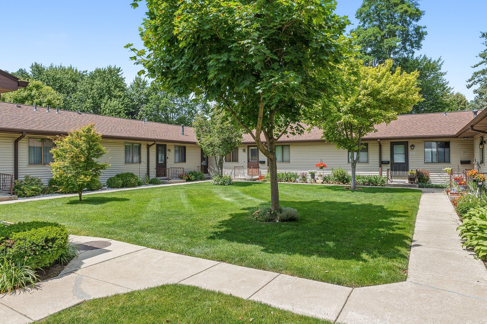 5052 Green Meadow Road