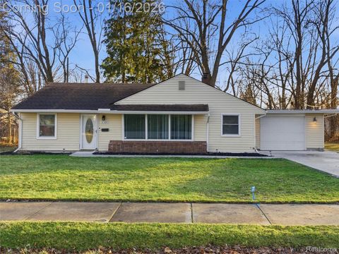 17391 George Washington Drive Southfield City MI 48075