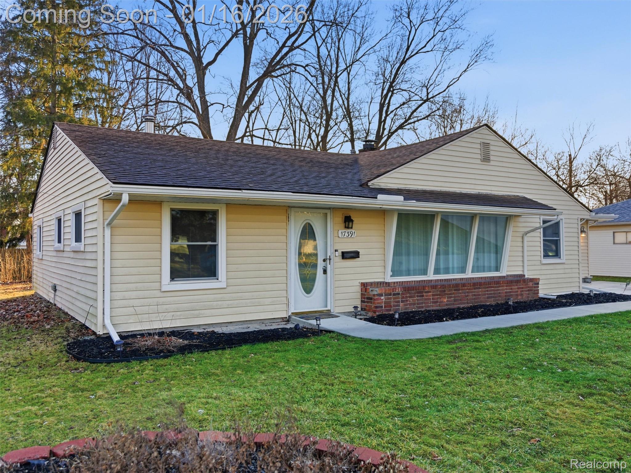 17391 George Washington Drive