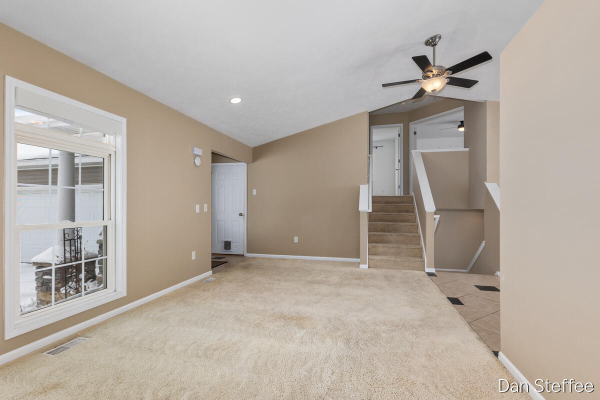 3195 Nature View Drive SE