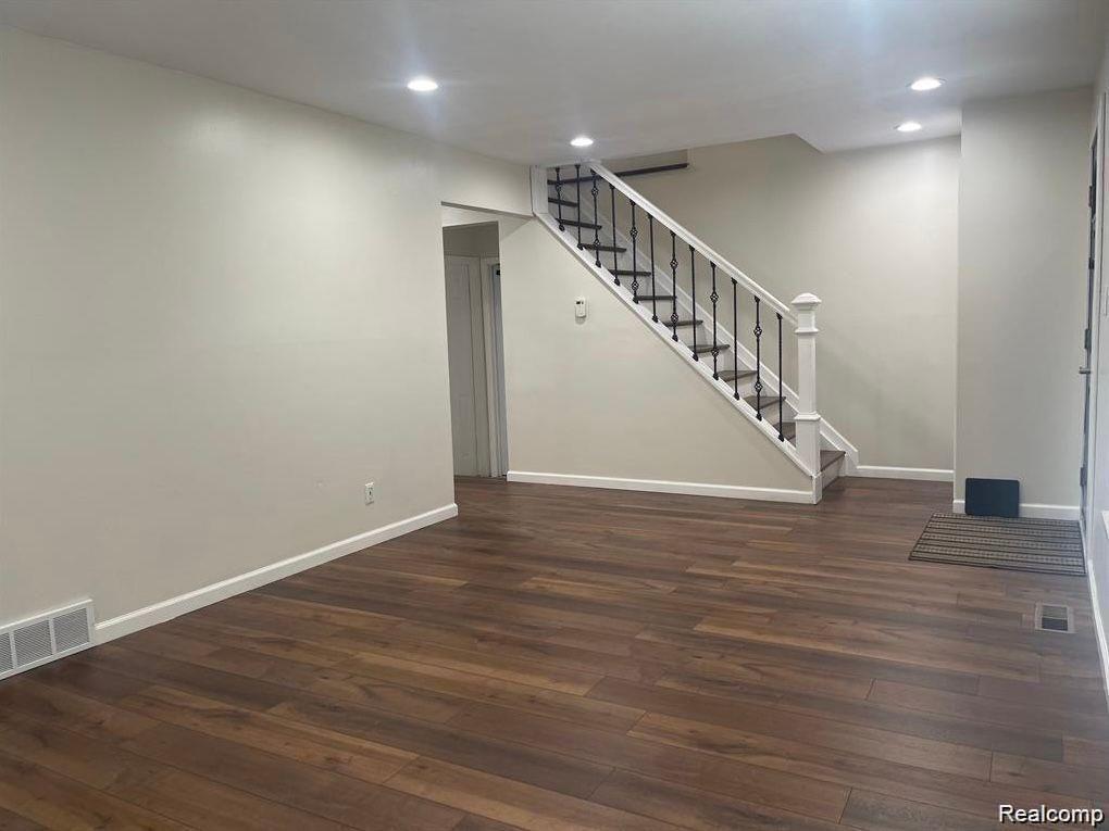 26006 CHERRY HILL Road