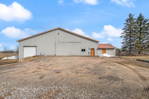 18470 195th Ave Green Charter Township MI 49307