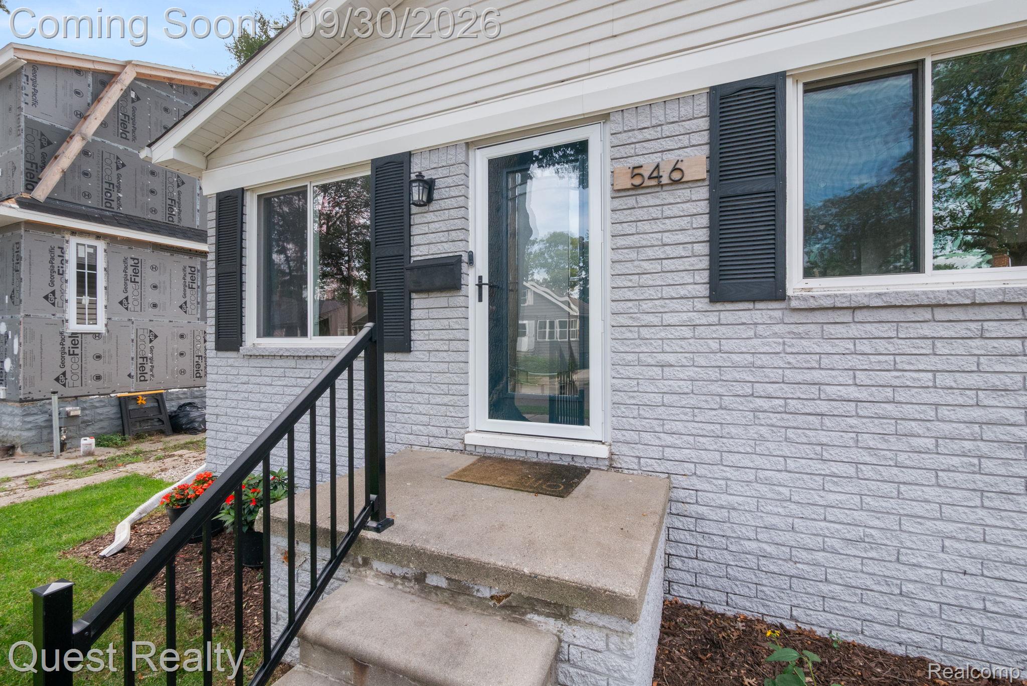 546 E Drayton Street