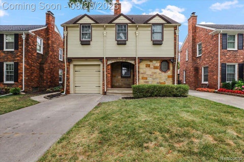 Photo of 429 Moran Road, Grosse Pointe Farms City, MI 48236 (MLS # 20261064802)