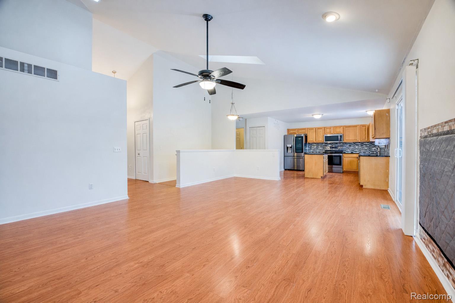 10237 Swan Lake Circle