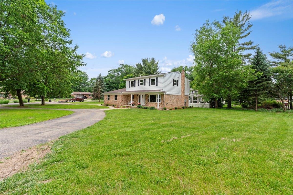 795 Riverbend Road