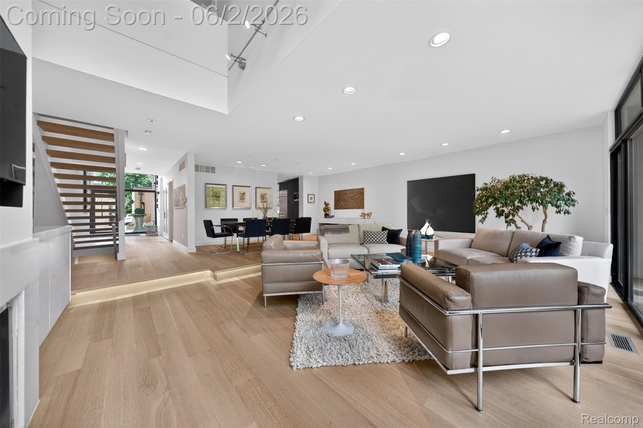 32714 Ravine Drive