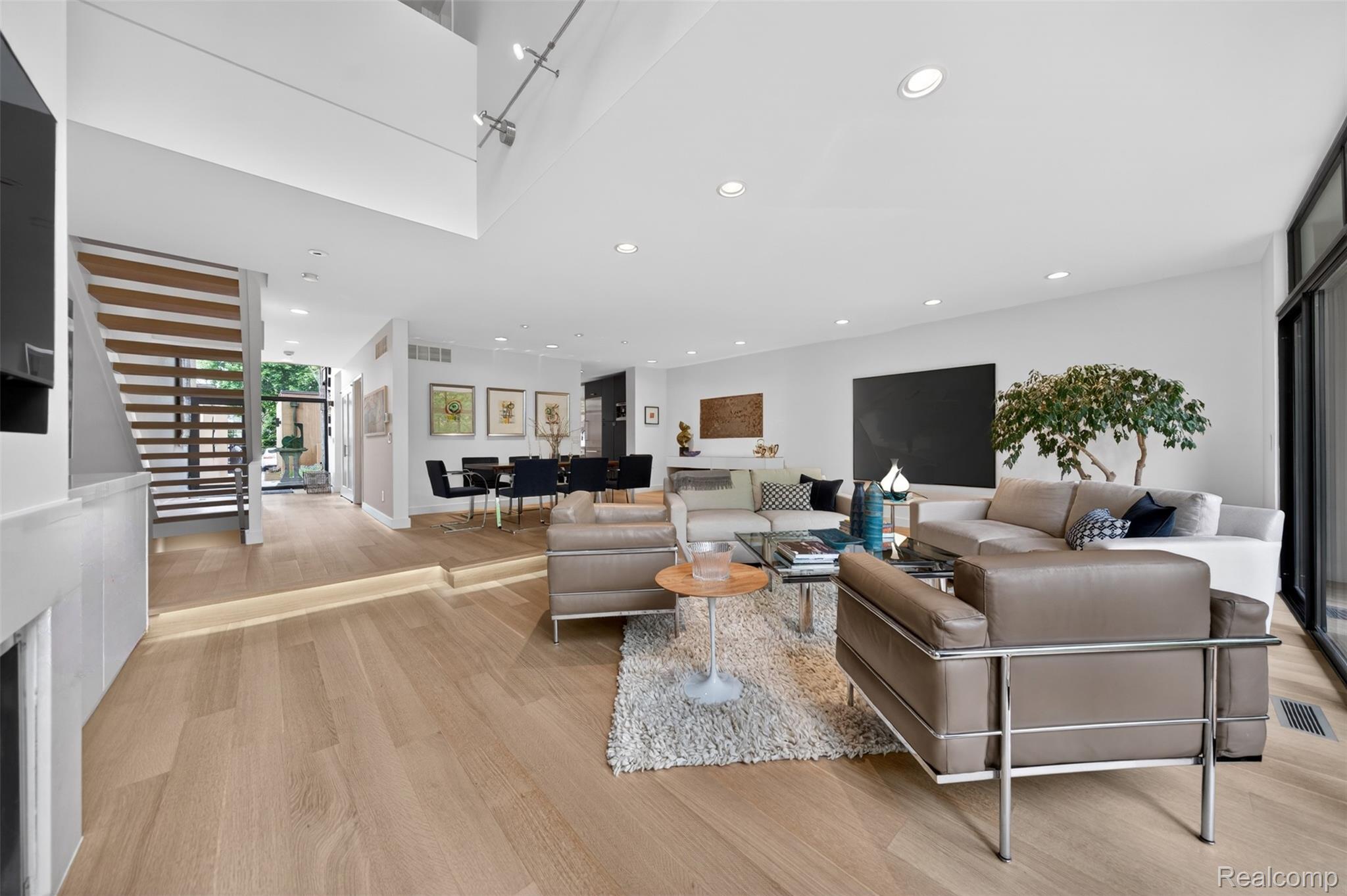 32714 Ravine Drive