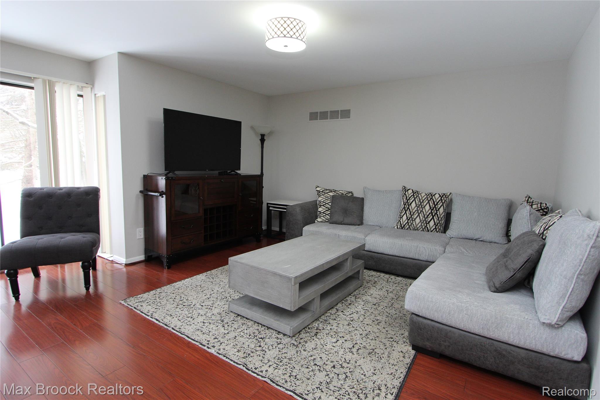 7338 Creek View Court