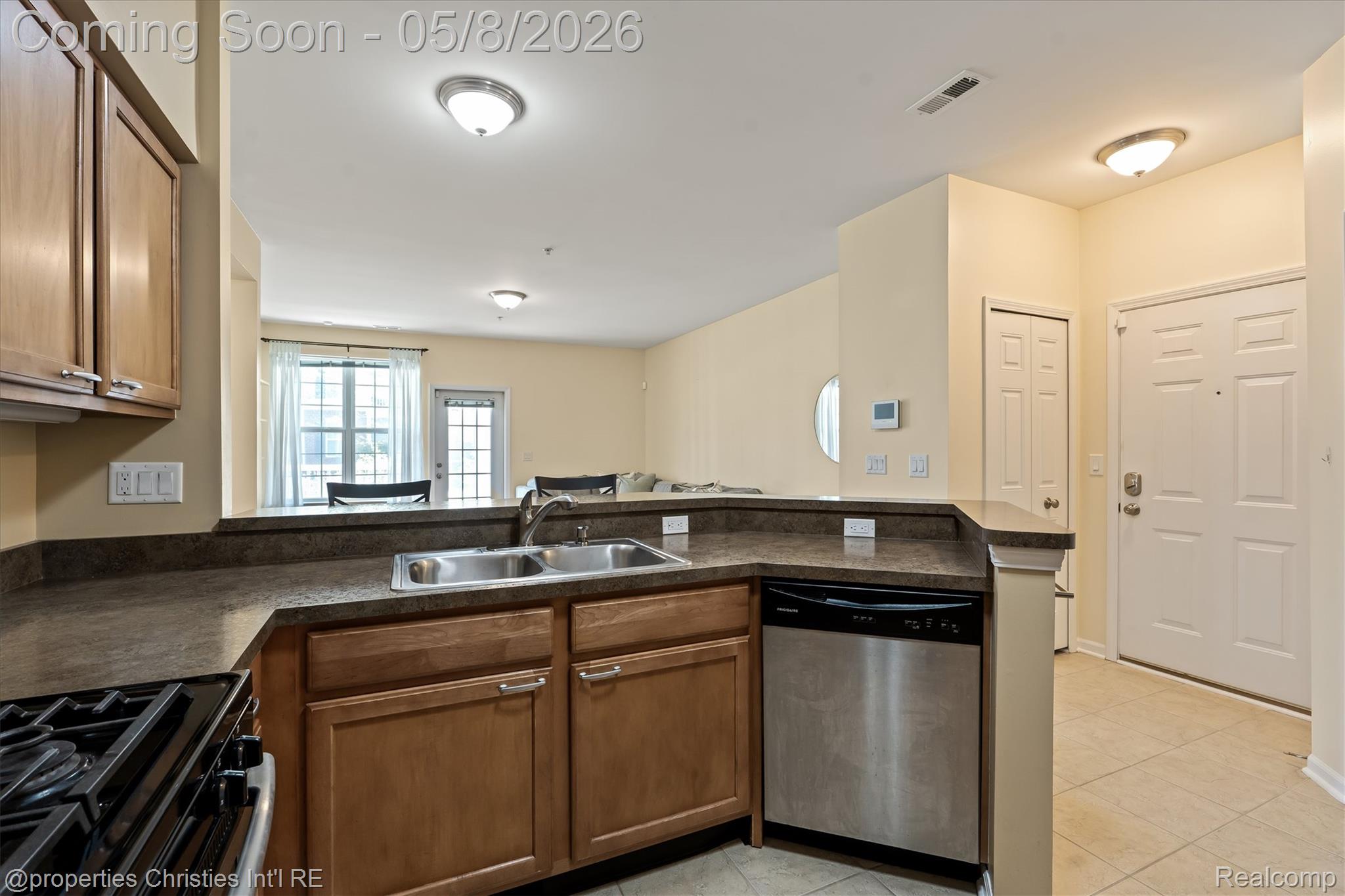 920 W Summerfield Glen Circle