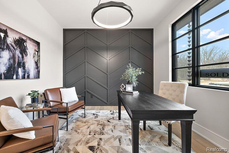 49315 VILLA Court