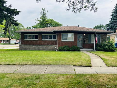 26046 Eureka Drive Warren City MI 48091