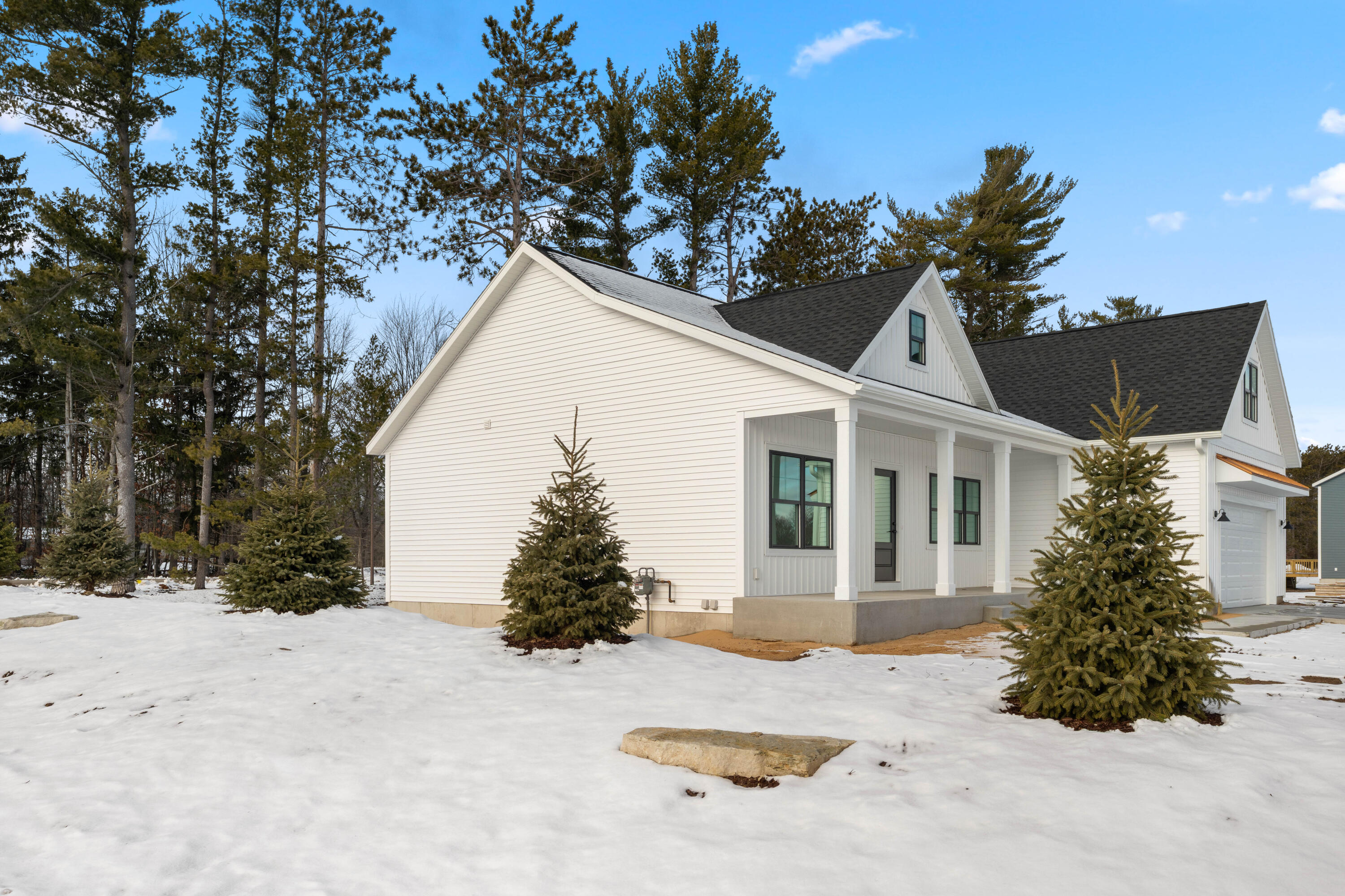 6255 S Bear Den Trail