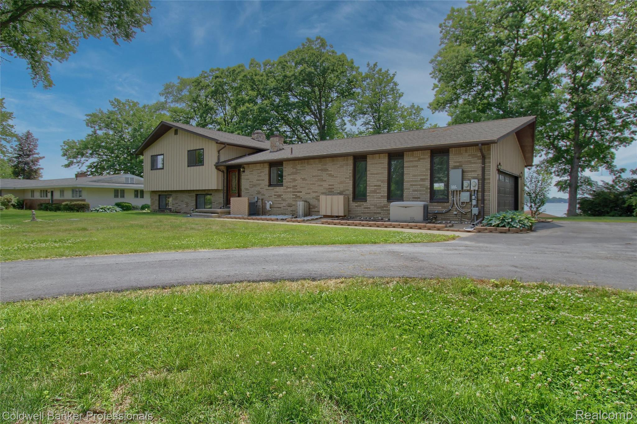11770 Sunset Lane