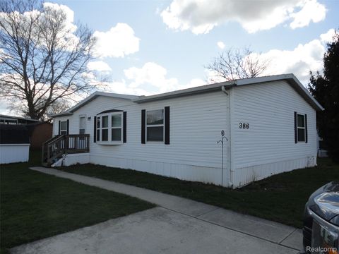386 Blackwatch Street Bedford Township MI 48182