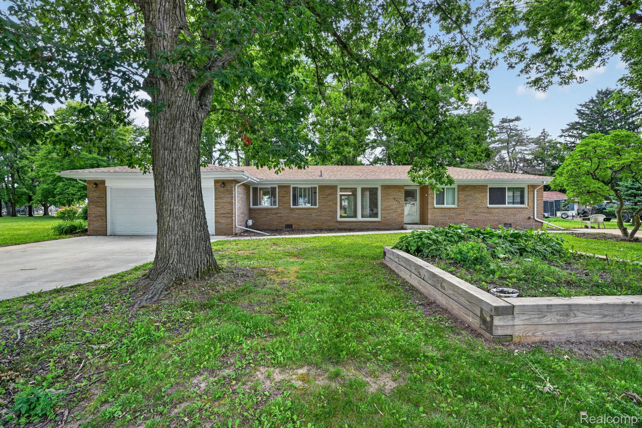 4877 Orchard Lane
