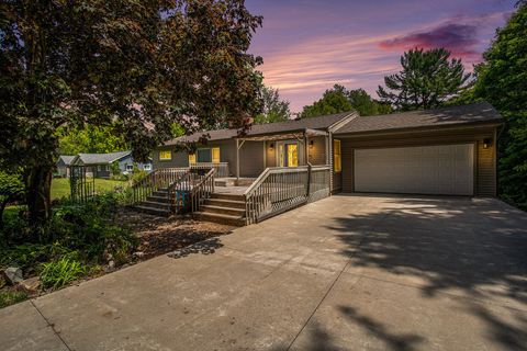 19016 11 Mile Road Pennfield Charter Township MI 49014