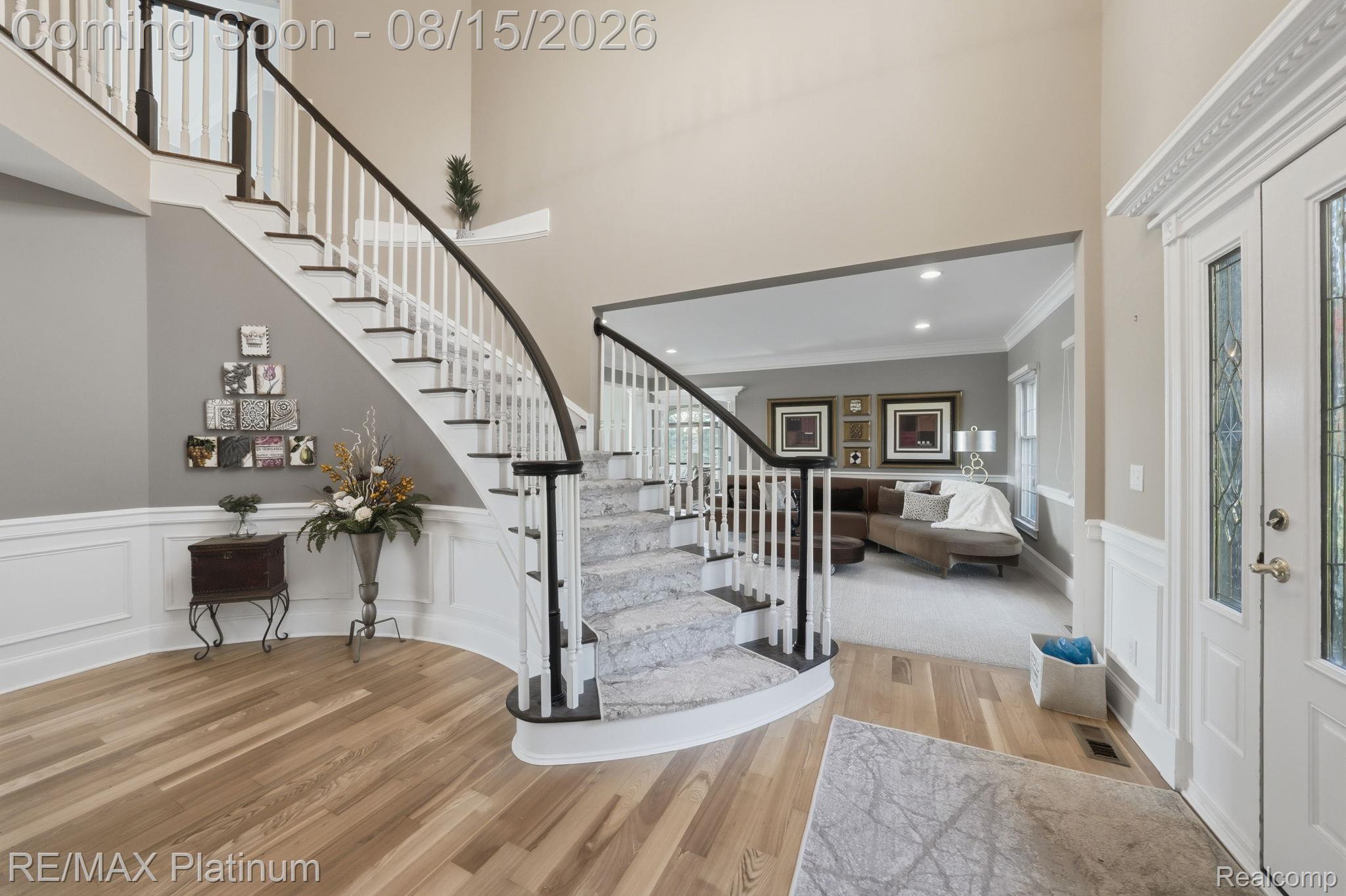 3812 S Shoreline Drive