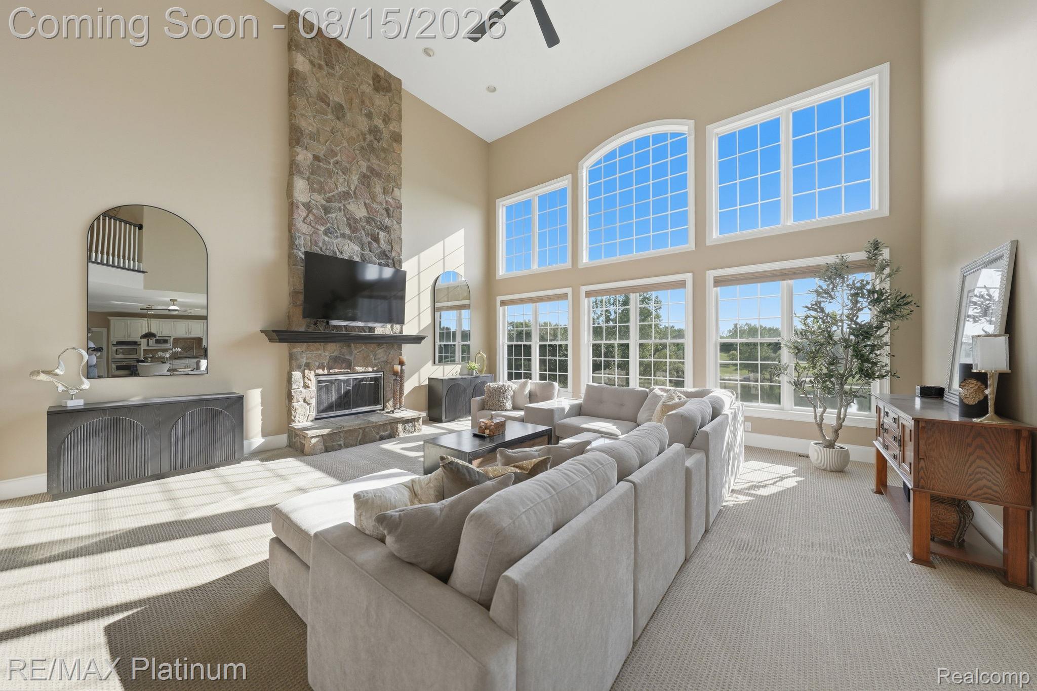 3812 S Shoreline Drive