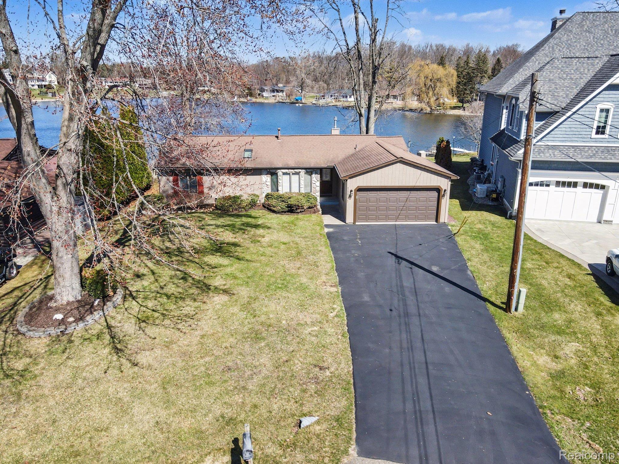 11591 PLEASANT VIEW Drive