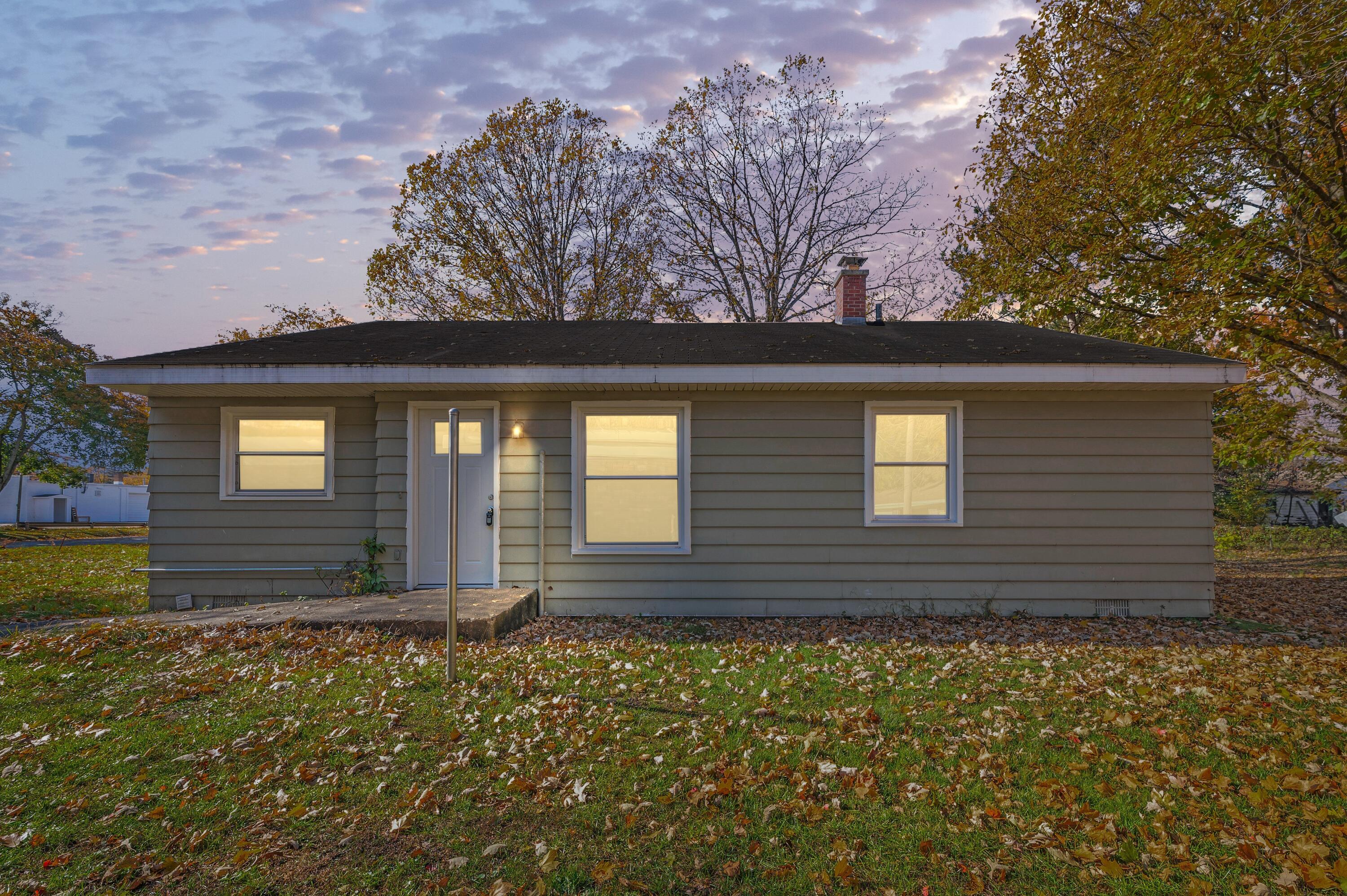 1723 Broadway Street