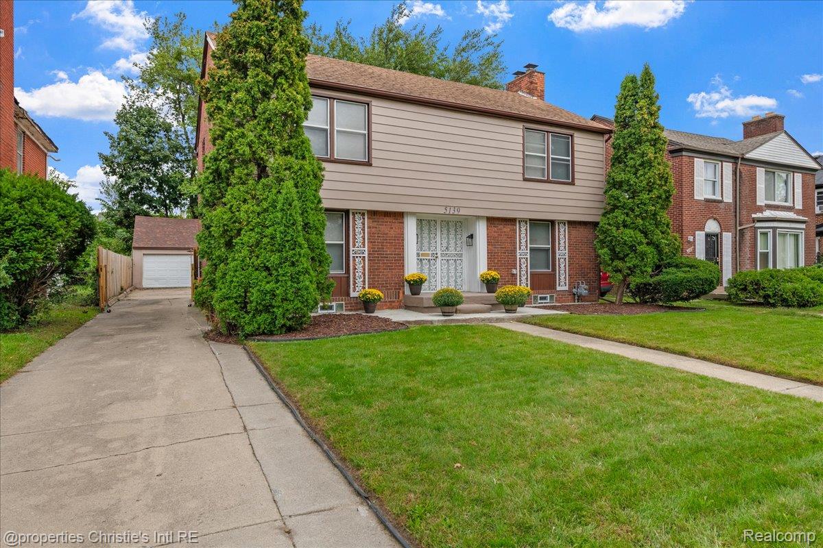 5139 W Outer Drive