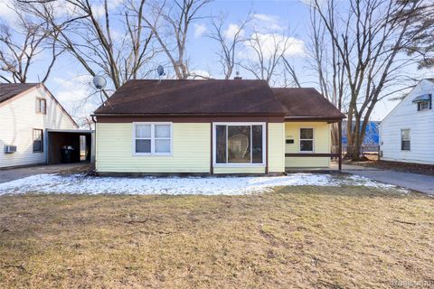 10731 Albany Street Oak Park City MI 48237