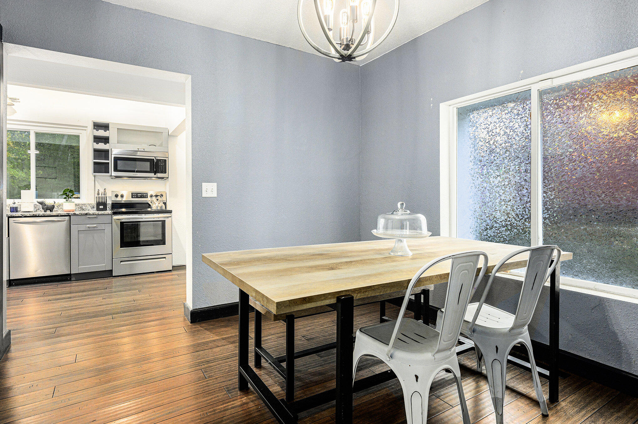 Kalamazoo, Michigan 49006, United States, 4 Bedrooms Bedrooms, ,2 BathroomsBathrooms,Residential,Active,244268