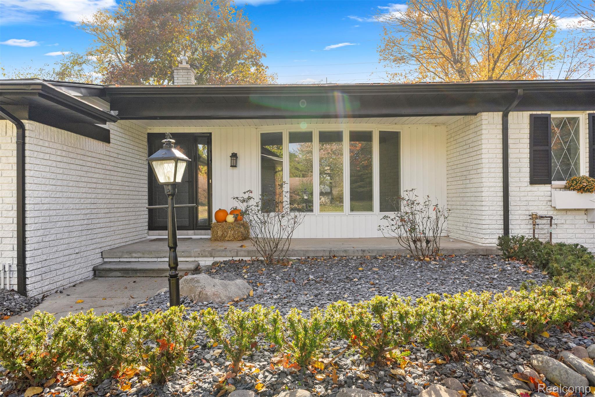 38067 Southfarm Lane