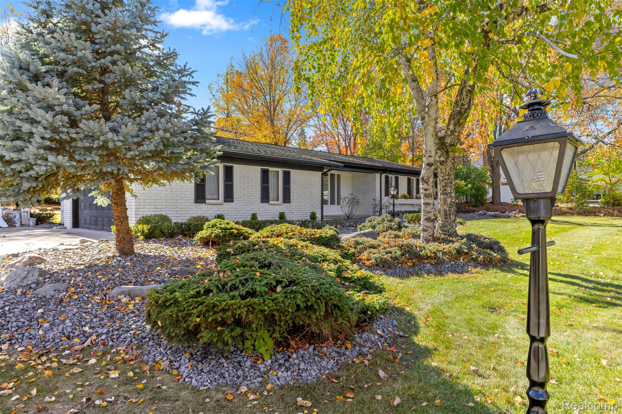 38067 Southfarm Lane