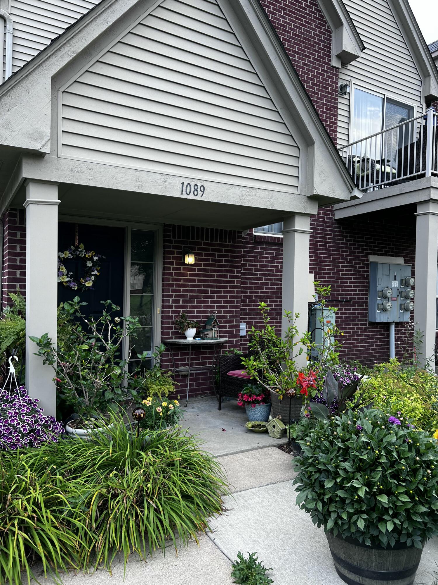 1089 Addington Lane