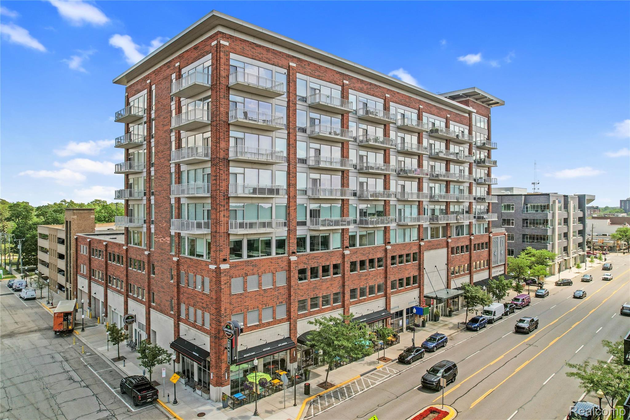 350 N Main Street 517