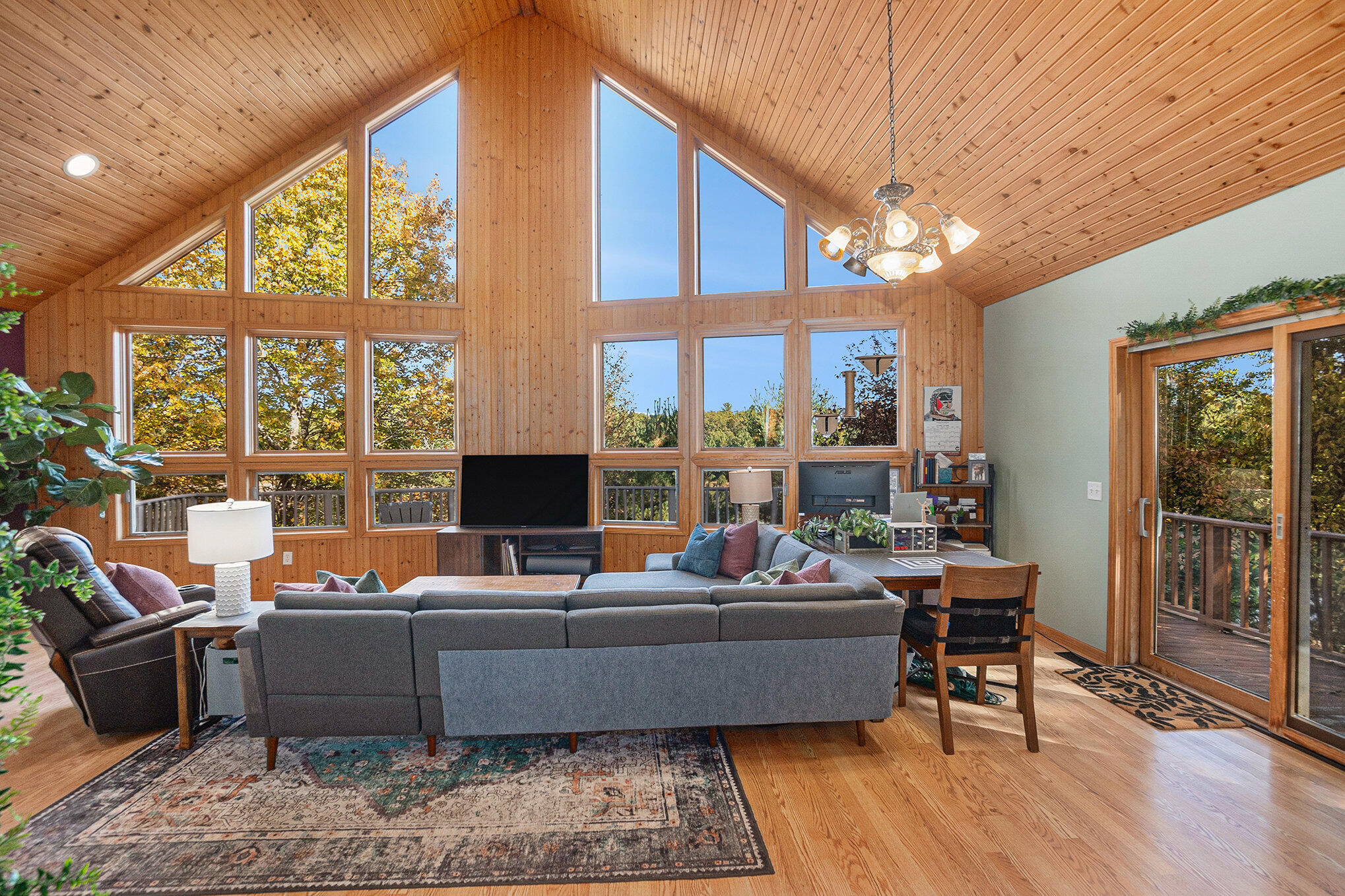 1840 S Campbell Road