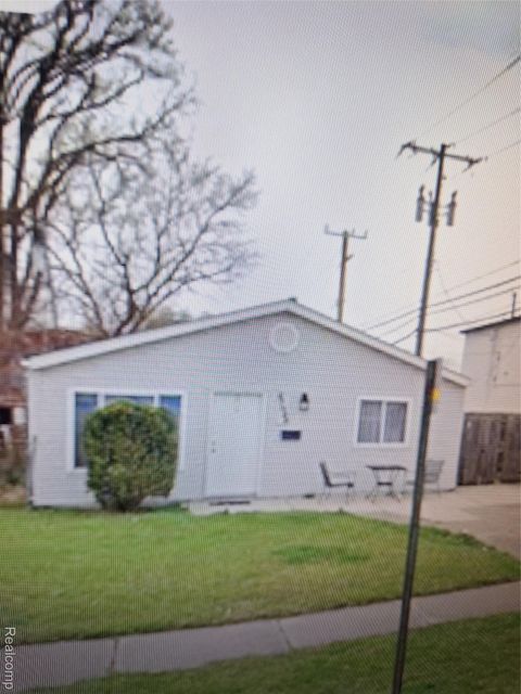 27028 Dartmouth Street Madison Heights City MI 48071