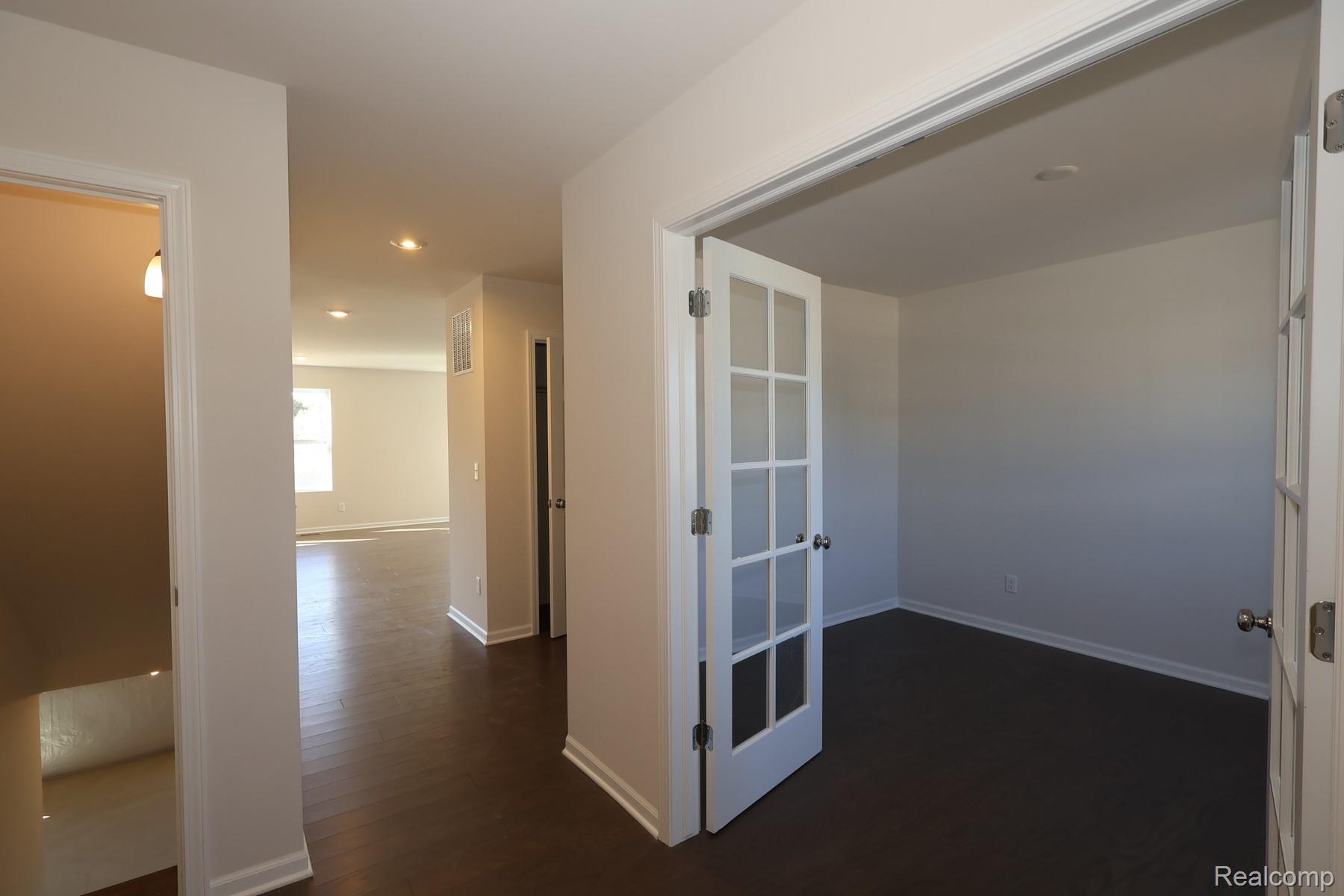 395 EDGE BROOK Drive