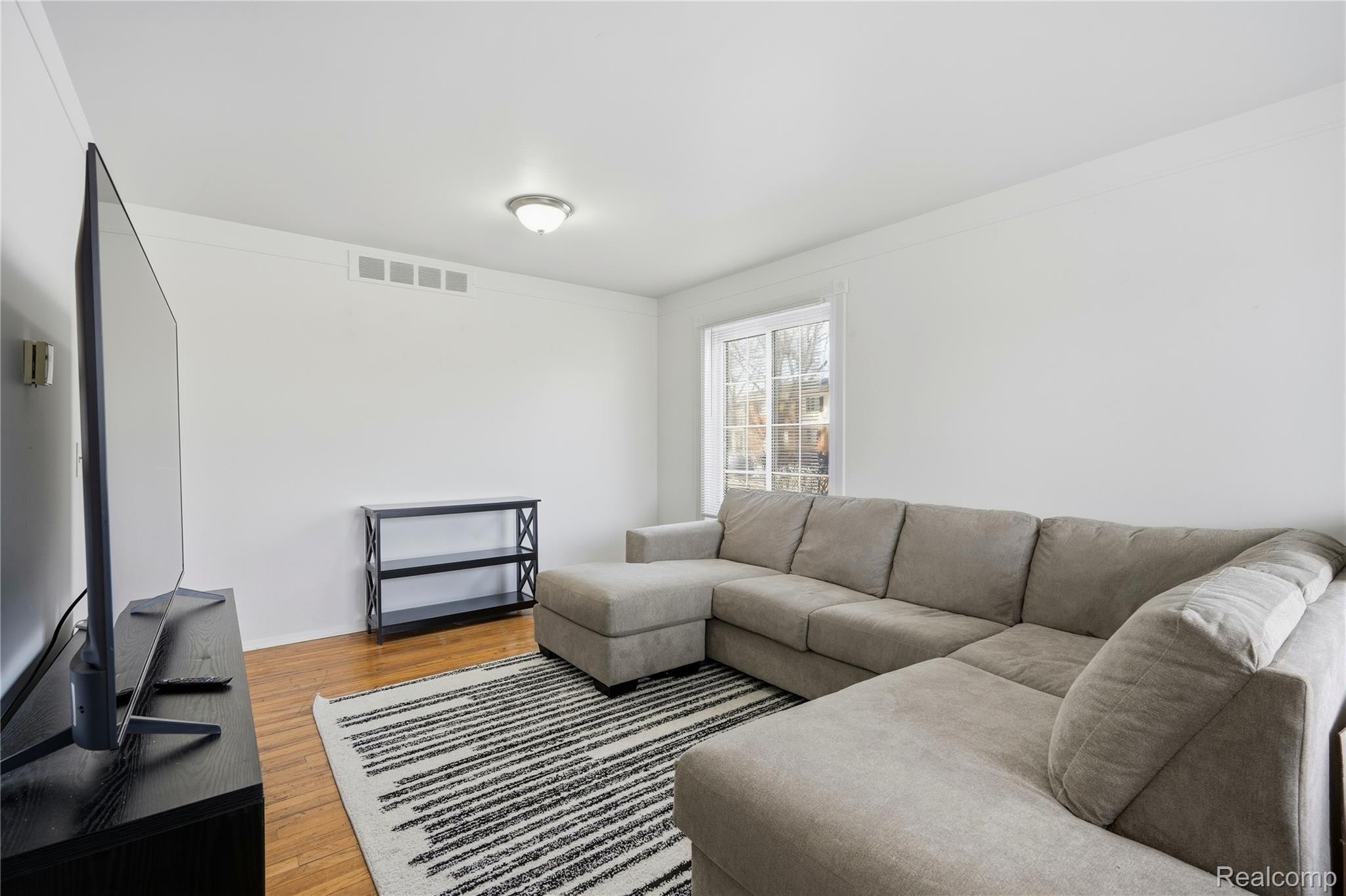 20648 Williamsburg Court