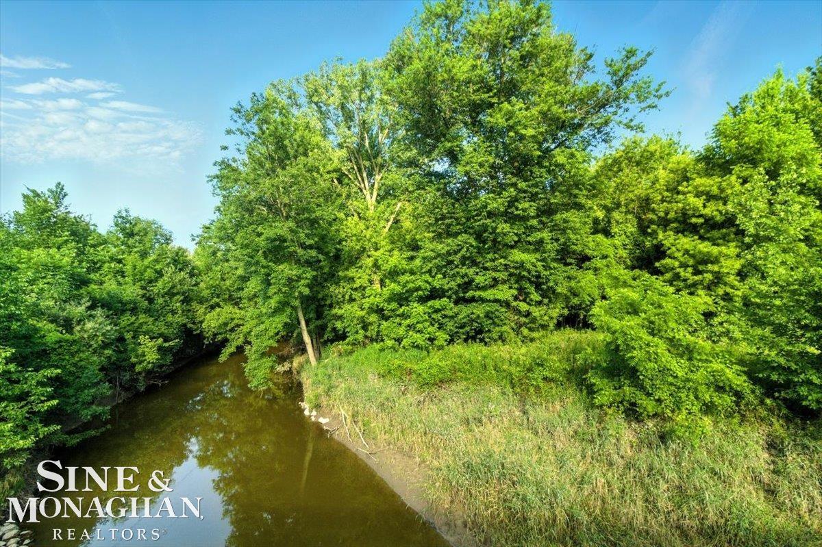 00 Indian Trail