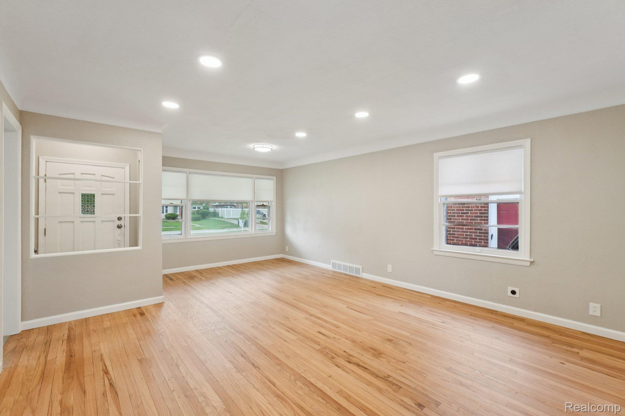 12741 Oak Park Boulevard