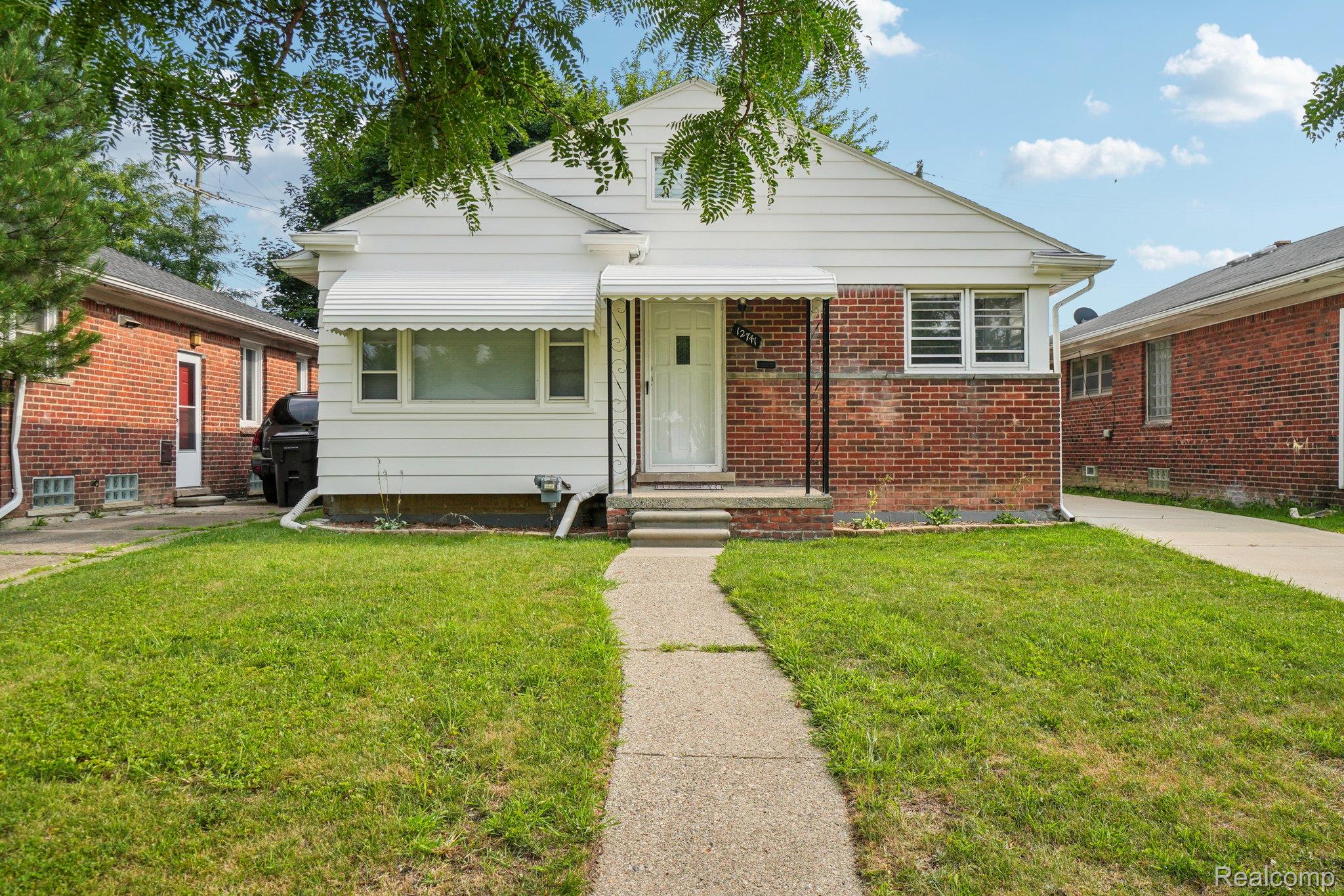 12741 Oak Park Boulevard