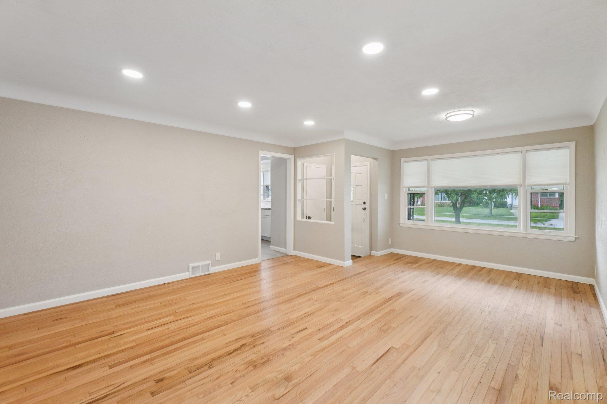 12741 Oak Park Boulevard