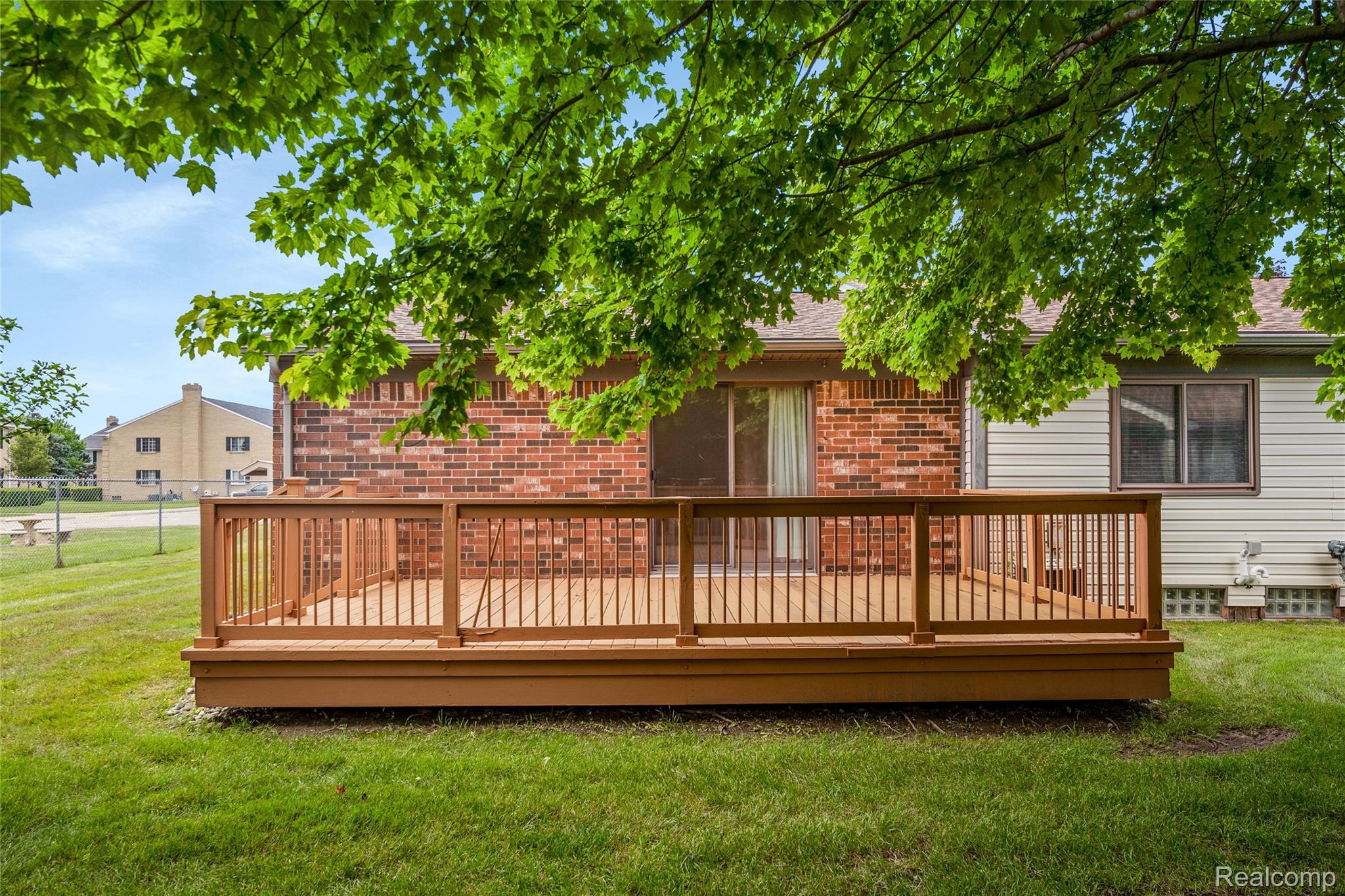 11968 15 Mile Road 24
