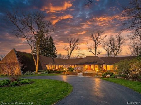 291 Barden Road Bloomfield Hills City MI 48304