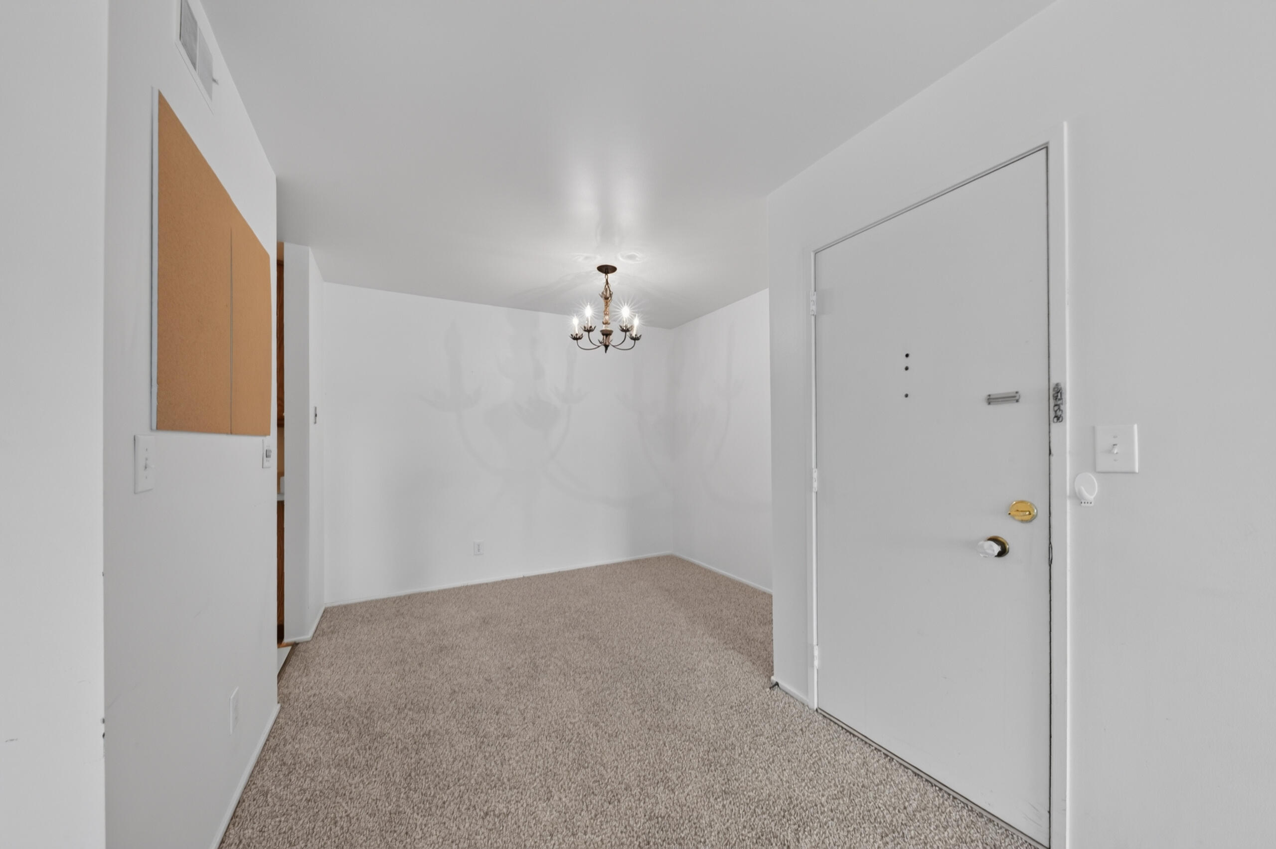 2106 Pauline Boulevard 202