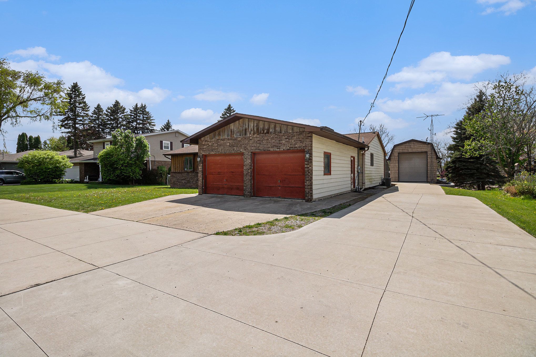 13386 N FENTON Road