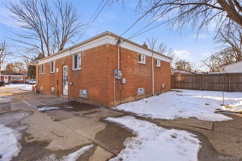 Tiny photo for 216 Royal Park Lane, Madison Heights City, MI 48071 (MLS # 20261009816)