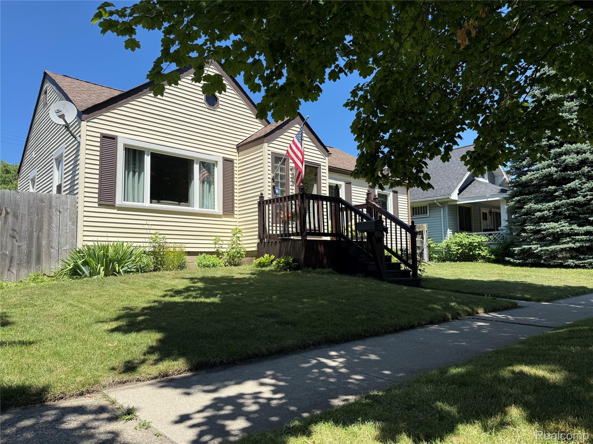 2013 Griswold Street